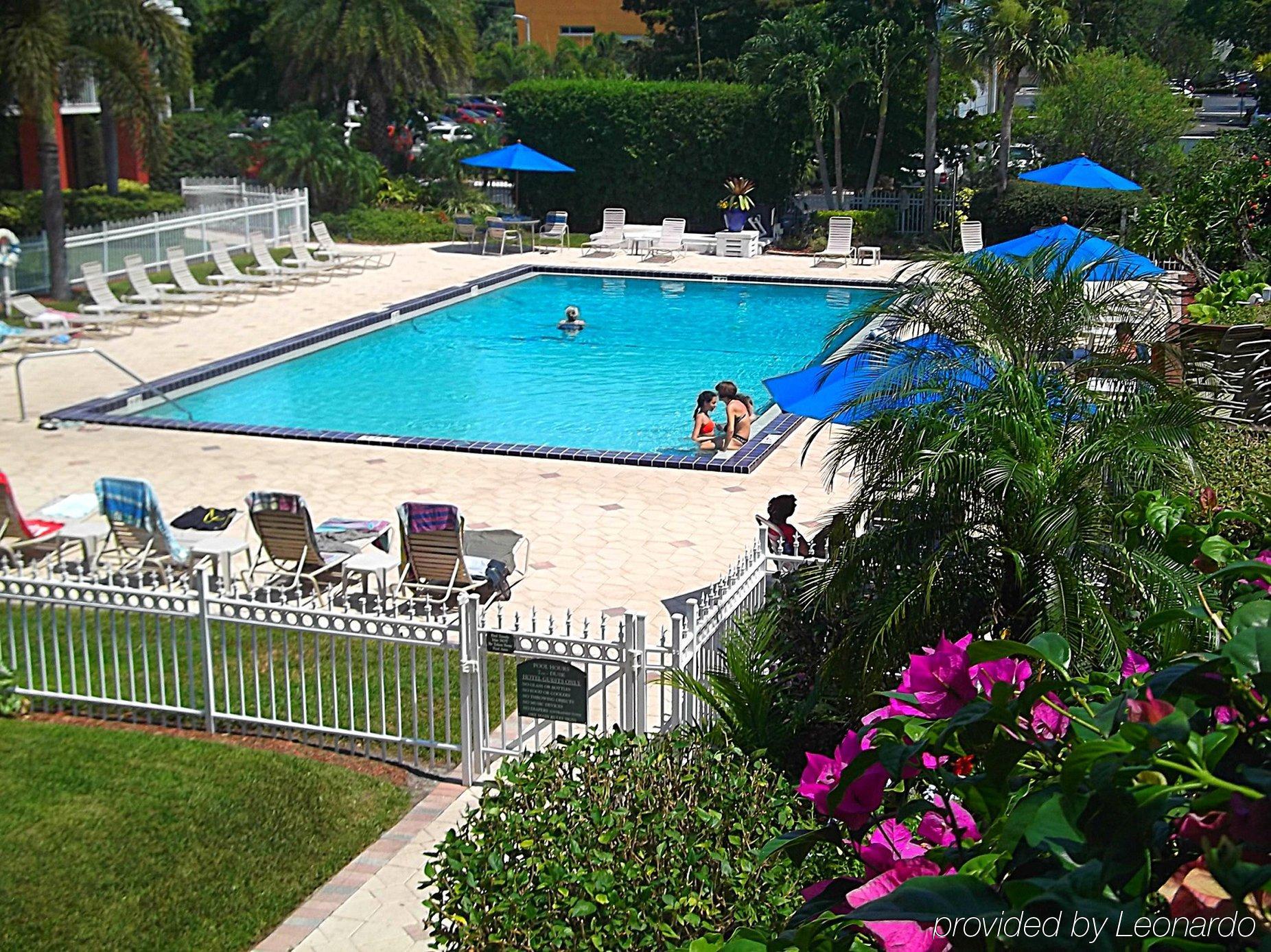 Collins Hotel North Naples 外观 照片